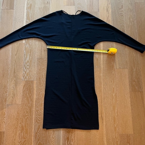 Gently worn H&M dress midi criss cross back - Picture 11 of 13